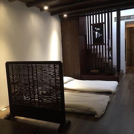 Dark Street House B&B Beigang Экстерьер фото